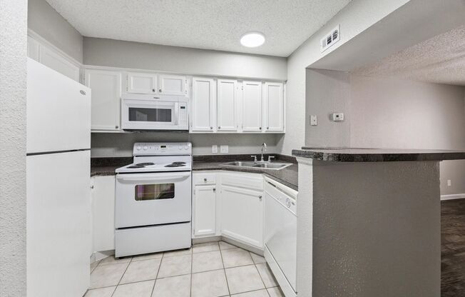 2 beds, 2 baths, 800 sqft, $1,495, Unit 4125