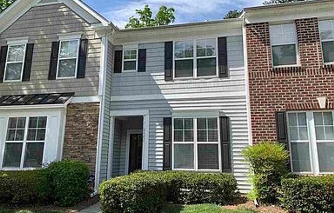 Must See Townhouse! Tons of Living Space! Community Pool & Clubhouse!