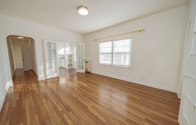 544 37th Street