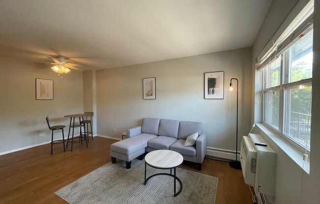 1 bed, 1 bath, 650 sqft, $1,350, Unit 4610-3D