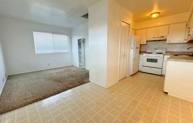 1 bed, 1 bath, 500 sqft, $675, Unit Unit 40