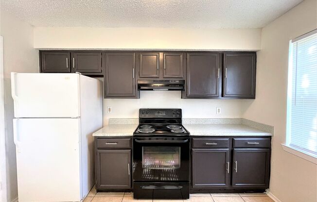 Charming 2 Bedroom in Garland