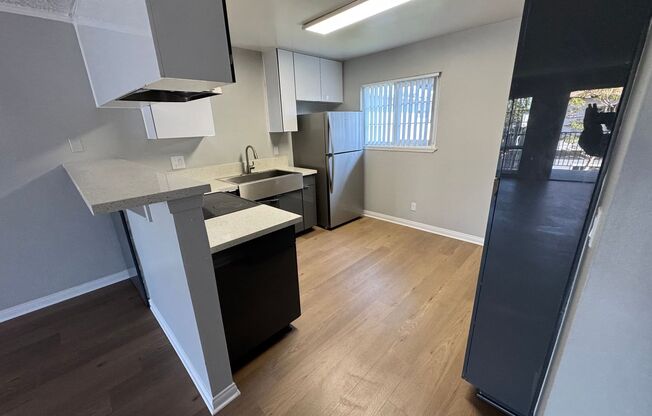 2 beds, 1.5 baths, 866 sqft, $2,850, Unit 811Q4