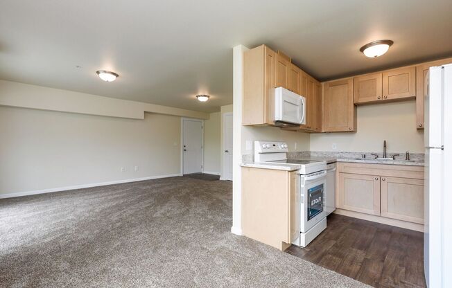 2 beds, 1 bath, 864 sqft, $1,600, Unit C1