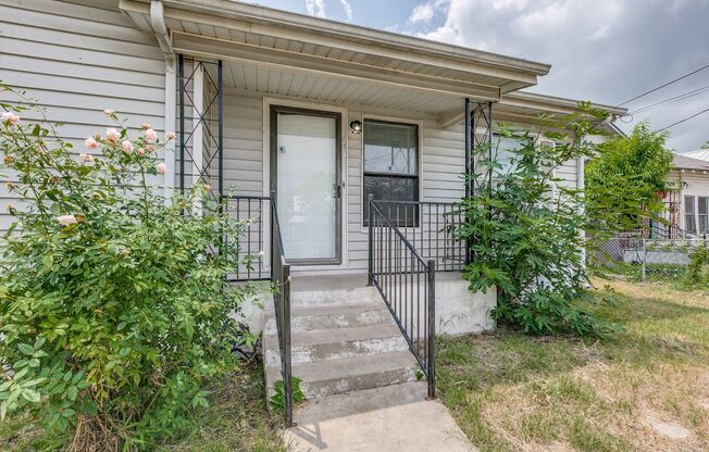 Charming 2 Bedroom in Probandt Neighborhood