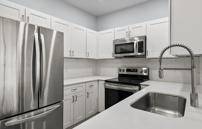 Experience Comfort and Upgrade to
Colonial Court!