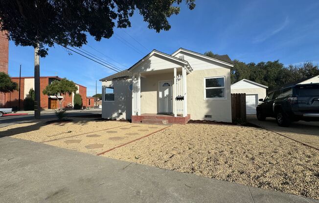 Updated Stand-Alone 2-Bedroom House in Old Town Lompoc