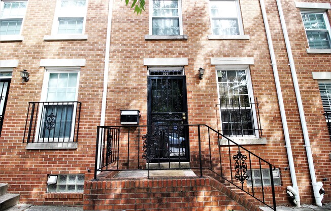 Beautiful 2bd/2ba Historic Butcher's Hill w/ CAC and W/D! --Available 7/15!