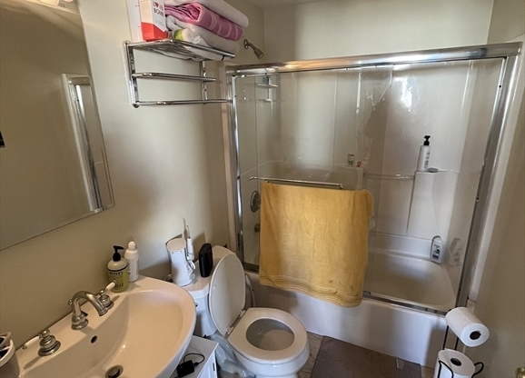 2 beds, 2.5 baths, 1,500 sqft, $6,200, Unit PH2