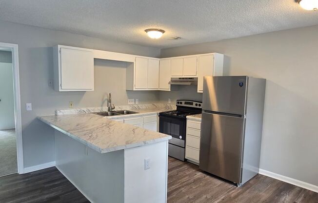 1 bed, 1 bath, 700 sqft, $995, Unit 1018 E Barton St Apt 1018-B