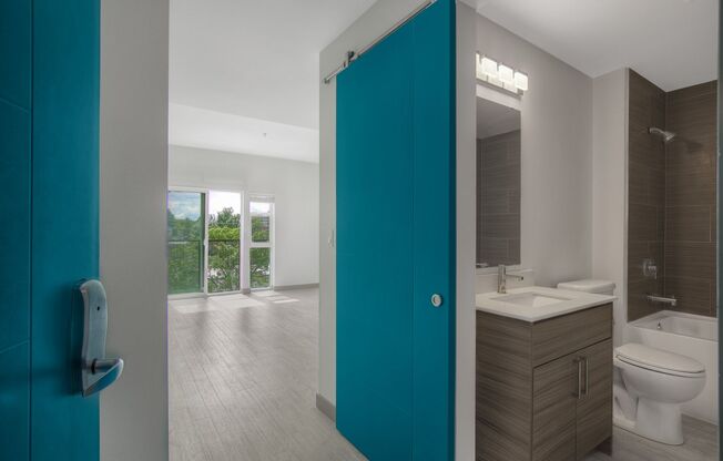 Studio, 1 bath, 365 sqft, $1,554, Unit 202
