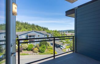 2 beds, 1.5 baths, $1,795, Unit 306