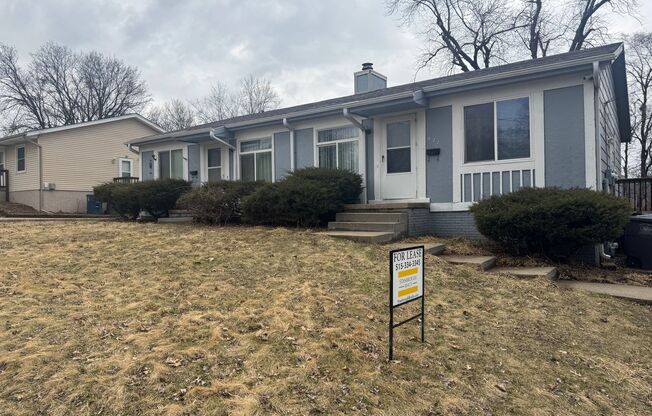 927/929 Herold Avenue