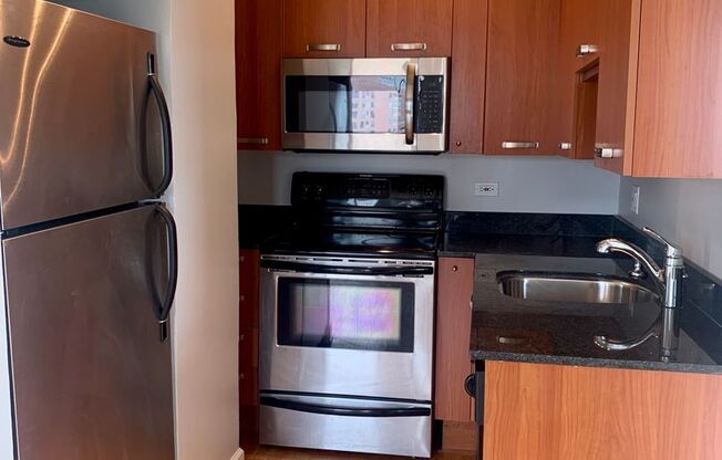 1 bed, 1 bath, $1,750, Unit 606