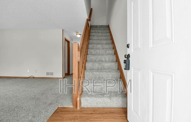1990 ELBERT DR