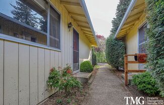 2 beds, 1 bath, $1,695, Unit # #A