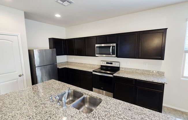 3 bed in Casa Grande!