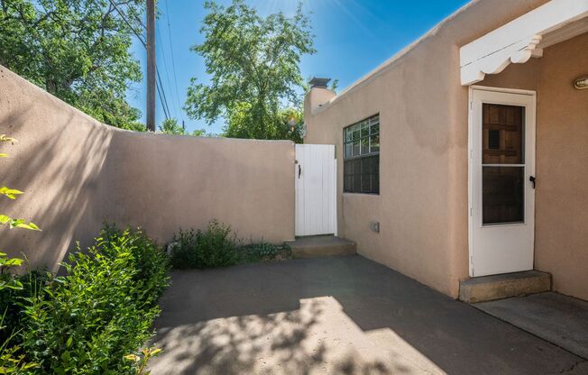 516 HILLSIDE AVE.