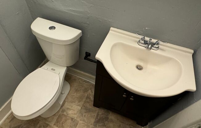 1 bed, 1 bath, $995, Unit 117