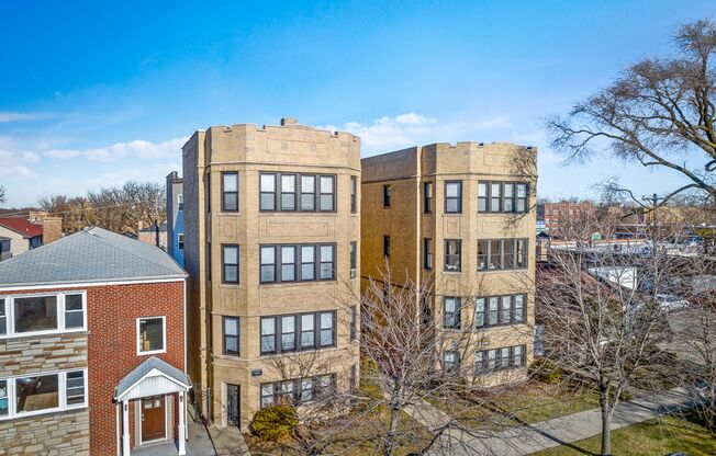 2542-46 W. Summerdale