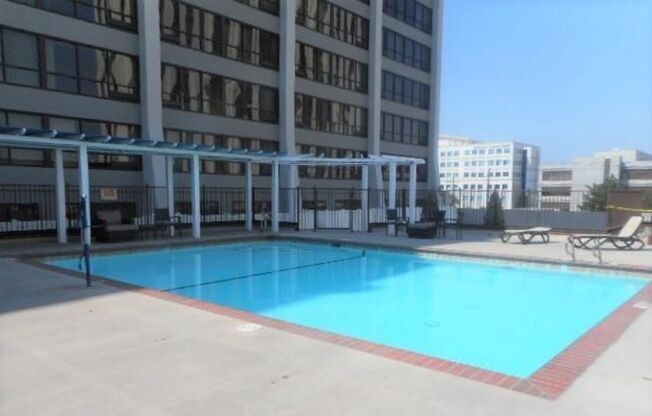 2 beds, 2 baths, $1,850, Unit # 1001