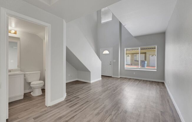 Remodeled Townhouse