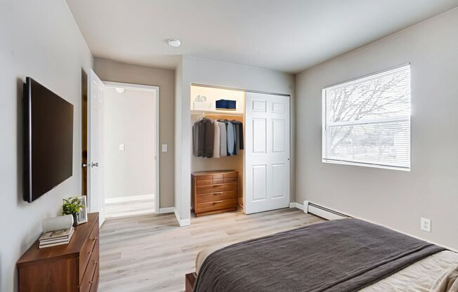 1 bed, 1 bath, 600 sqft, $899, Unit 2012V - D