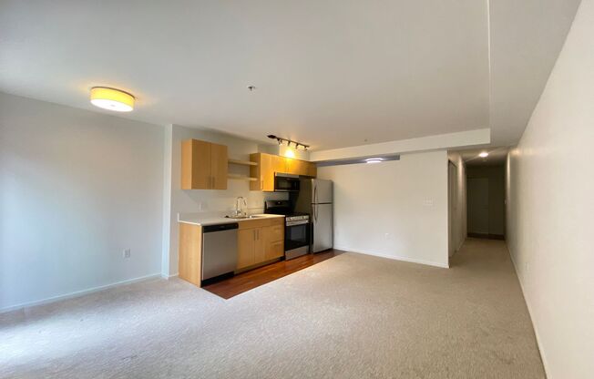 1 bed, 1 bath, 415 sqft, $2,150, Unit 2204-A