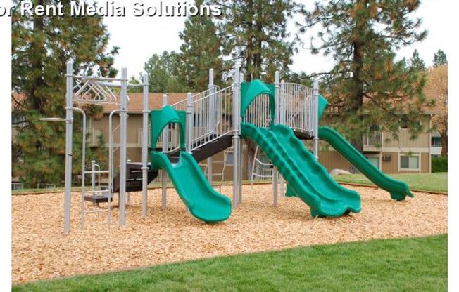2 beds, 1 bath, 780 sqft, $1,290, Unit 26