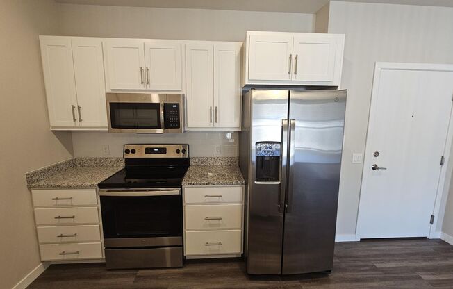 Elm Grove Heights (Luxury Senior Living)