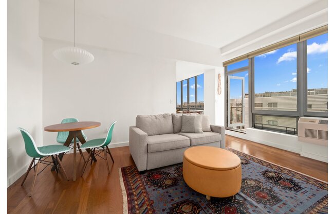 48 15 11 ST
