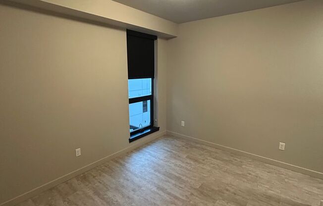 2 beds, 1 bath, 562 sqft, $1,575, Unit 209