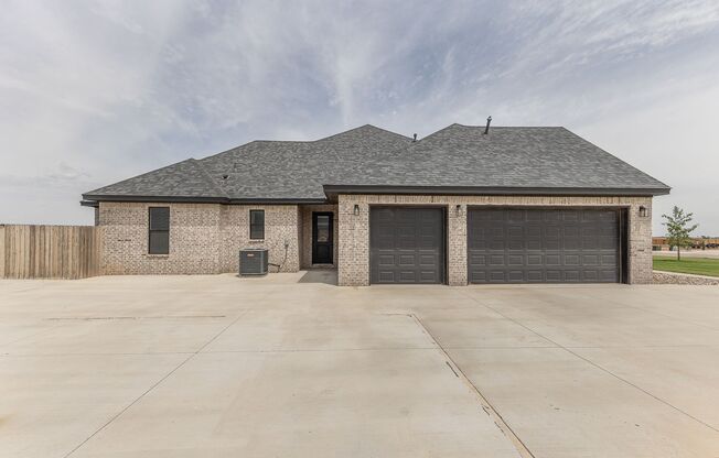 Stunning 4Bed/3Bath on 1.26-acre lot with a Pool!