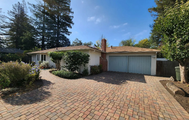 4088 LAGUNA WAY