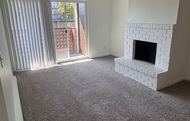 1 bed, 1 bath, 605 sqft, $1,550, Unit C306