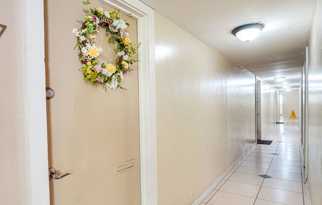 1 bed, 1 bath, 700 sqft, $1,895, Unit 6