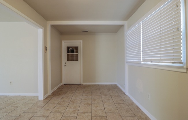 Cute & Cozy 3 Bedroom with Extra Storage!