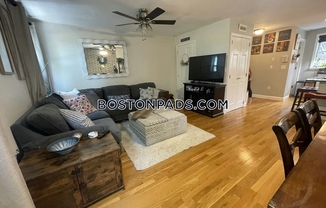 2 beds, 2 baths, $3,500, Unit 2