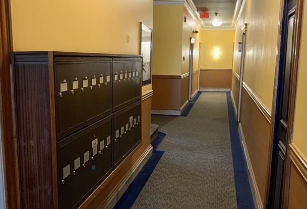 1 bed, 1 bath, 350 sqft, $2,650, Unit 19