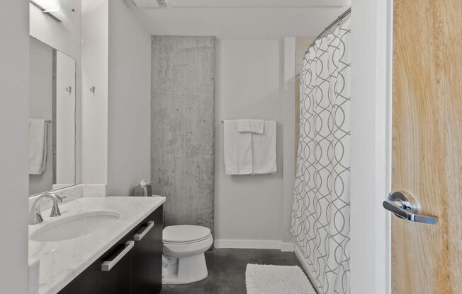 1 bed, 1 bath, $2,295, Unit Unit 1816