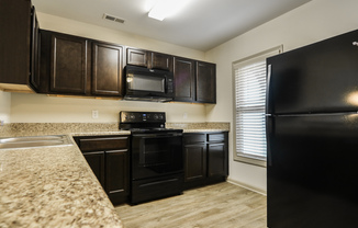 2 beds, 2.5 baths, 1,139 sqft, $1,465, Unit 143 Piedmont Pl-1
