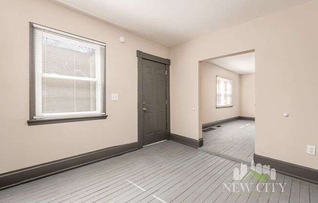 2 beds, 1 bath, $1,289