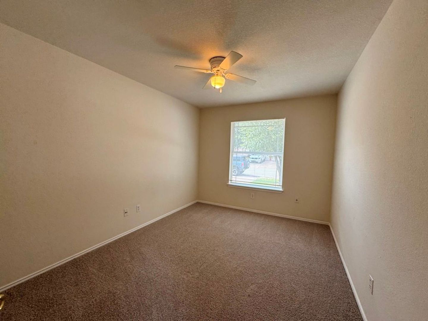 Great one story white brick, 4 bedroom home available in Horizon Park subdivision!