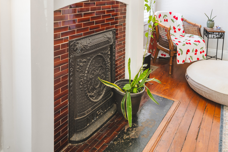 906 GREENWOOD AVE NE