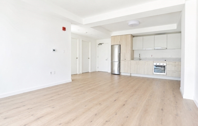 1 bed, 1 bath, 664 sqft, $3,750, Unit 428