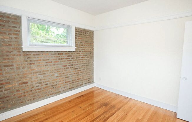 2 beds, 1 bath, 725 sqft, $2,795, Unit 859-3N