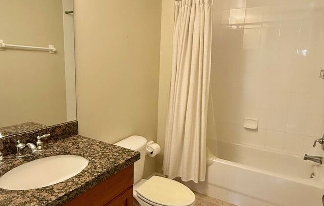 3 beds, 3 baths, $3,000, Unit # 204