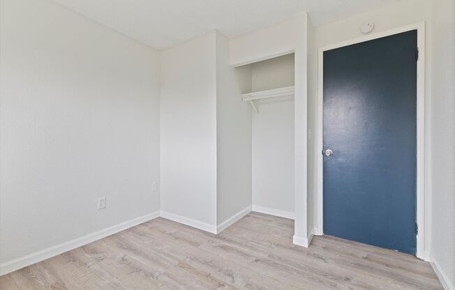 2 beds, 1 bath, 682 sqft, $1,300, Unit 51