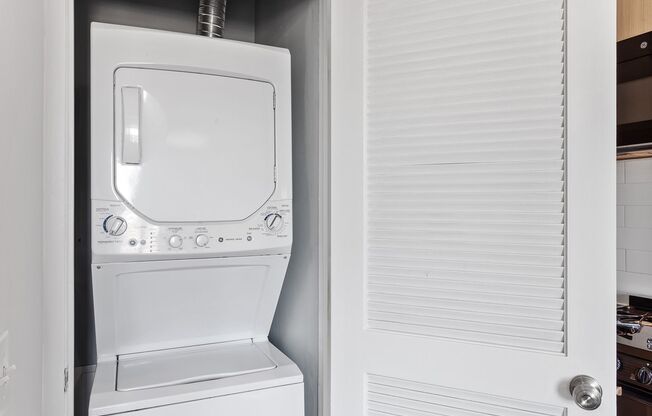 1 bed, 1 bath, 351 sqft, $1,695, Unit 710