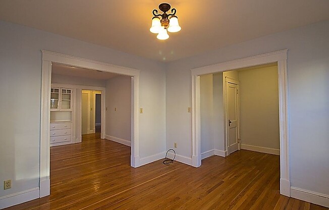 28 DURSO AVE